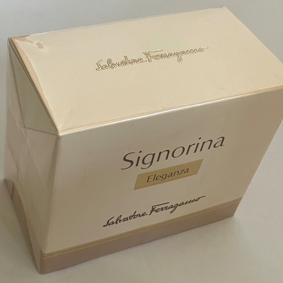 SALVATORE FERRAGAMO Signorina Eleganza Perfume - Picture 1 of 5